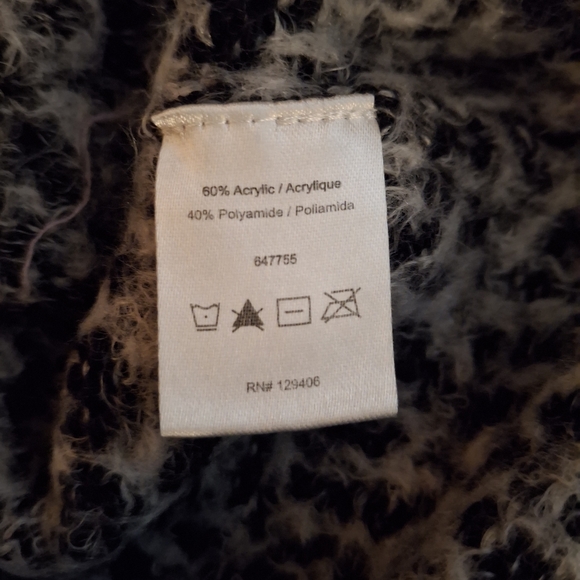 VENUS Women's Fuzzy Striped Sweater - Black, Gray, and White - Picture 5 of 7